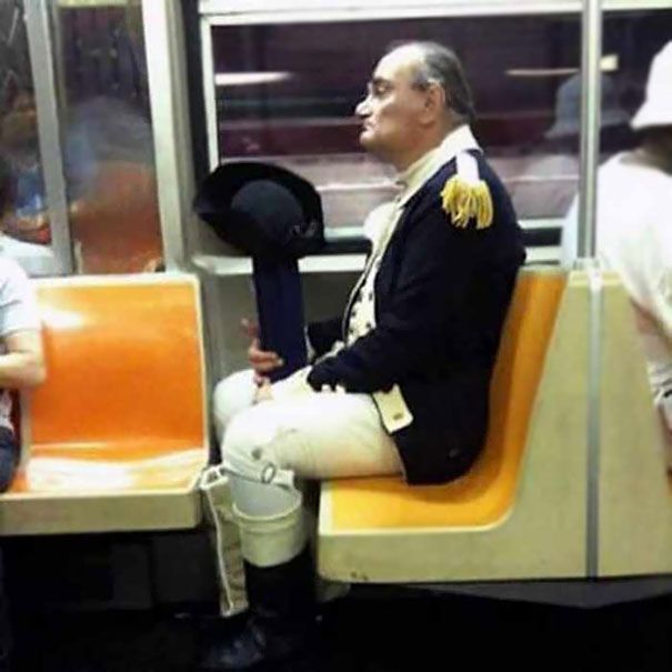 f5b4d7957a8a12693c72a436723d1b28_funny-subway-people-207-5971c33066993__605